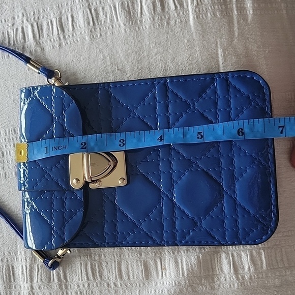 Faux Patent Leather Cross-body Mobile / Cell Phone Clutch - Picture 7 of 8